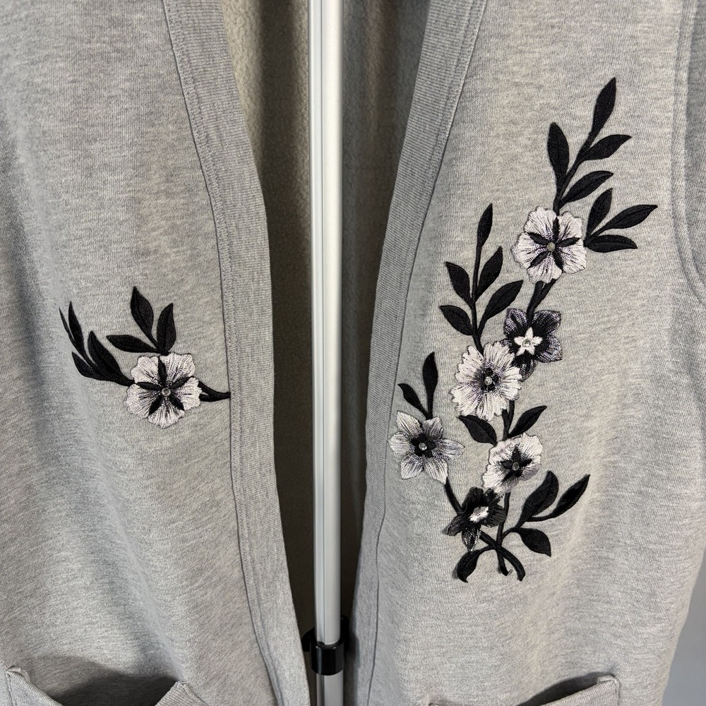 VTG Medium Applieque Floral Gray Sweater Vest 90s Whimsygoth Pockets Cottage - Picture 5 of 11